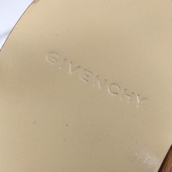 GIVENCHY All Leather Heeled Strappy Minimalist Logo Sandal 7us /5uk - Picture 3 of 9